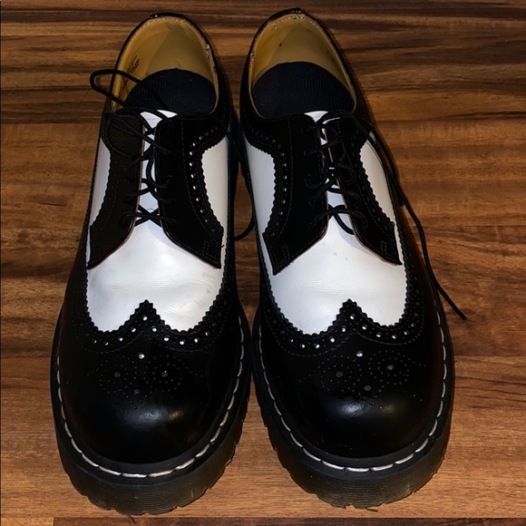 Dr Martens 3989 Smooth Brogue Bex 